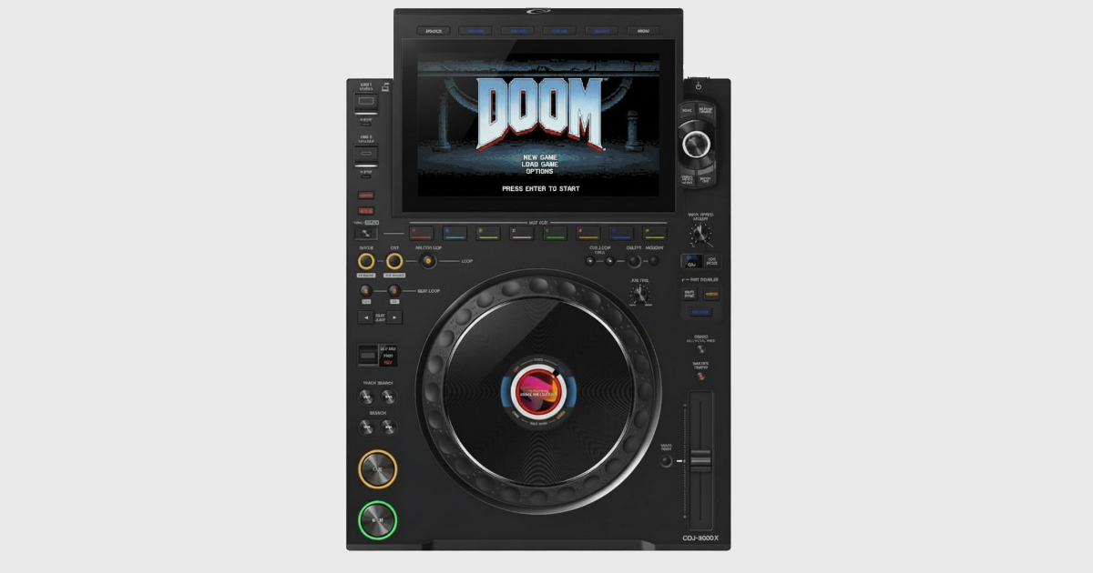 A CDJ-3000 'running doom'